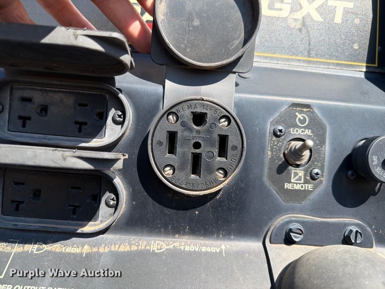 image for item FC0061 Lincoln Electric Ranger 250 GXT welder