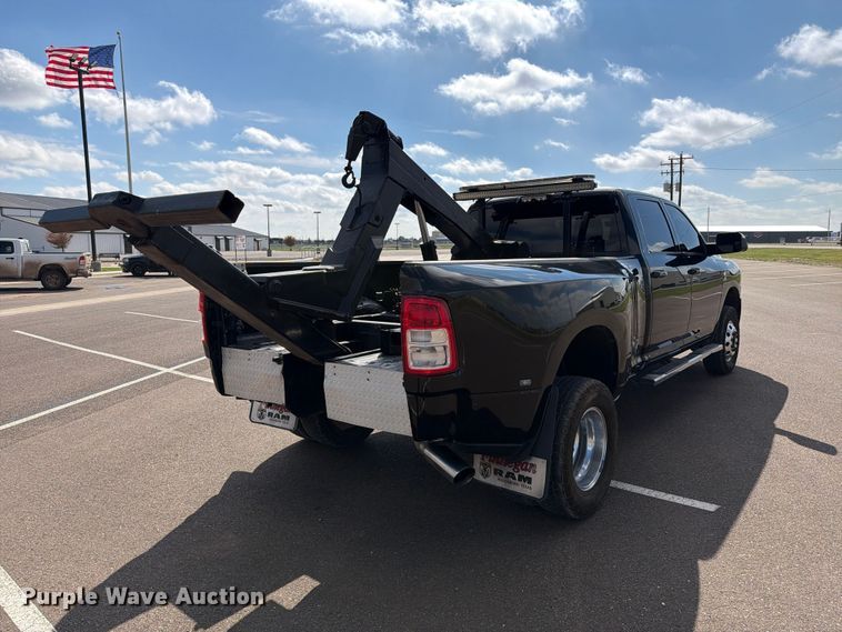 image for item FC0062 2021 Ram 3500 crew cab tow truck