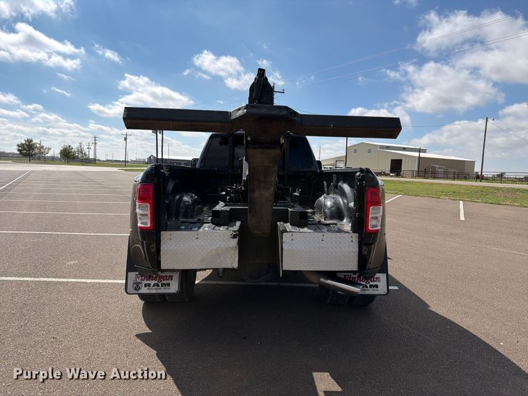 image for item FC0062 2021 Ram 3500 crew cab tow truck