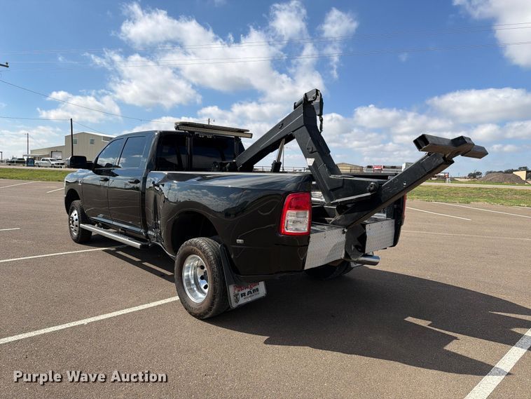 image for item FC0062 2021 Ram 3500 crew cab tow truck