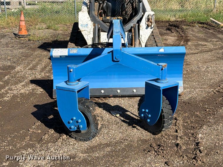 image for item FC0070 2021 Topcat SSSG72 skid steer grader