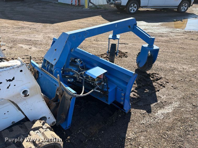 image for item FC0070 2021 Topcat SSSG72 skid steer grader