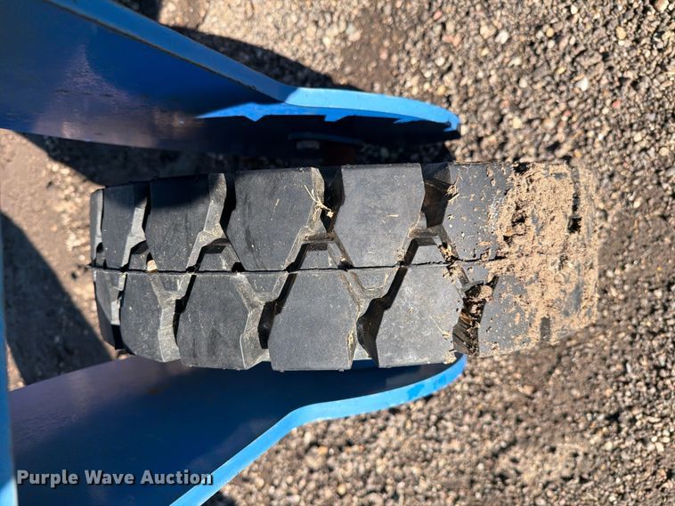 image for item FC0070 2021 Topcat SSSG72 skid steer grader