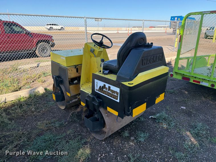 image for item FC0074 1996 Wacker RD880V double drum vibratory roller
