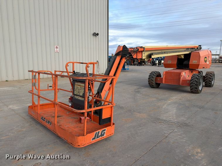 image for item FC0491 JLG 660SJ boom lift