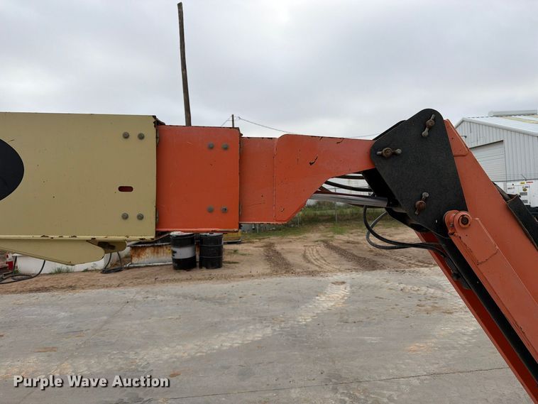 image for item FC0491 JLG 660SJ boom lift
