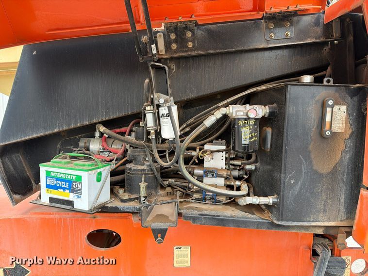 image for item FC0491 JLG 660SJ boom lift