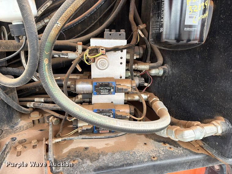 image for item FC0491 JLG 660SJ boom lift