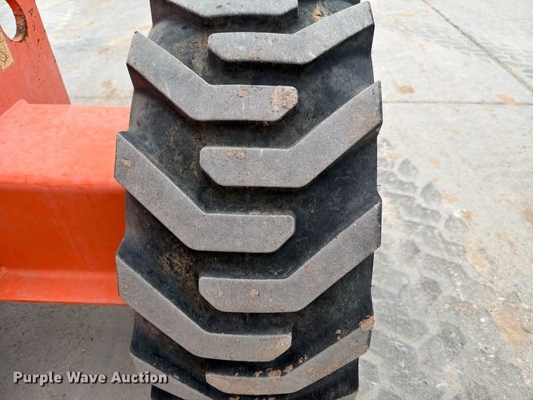 image for item FC0491 JLG 660SJ boom lift