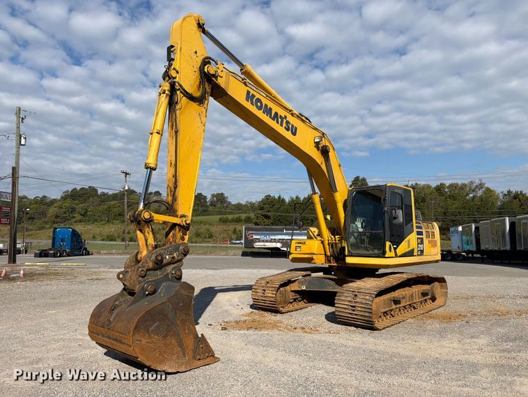image for item FC3428 2019 Komatsu PC210LC-11 excavator