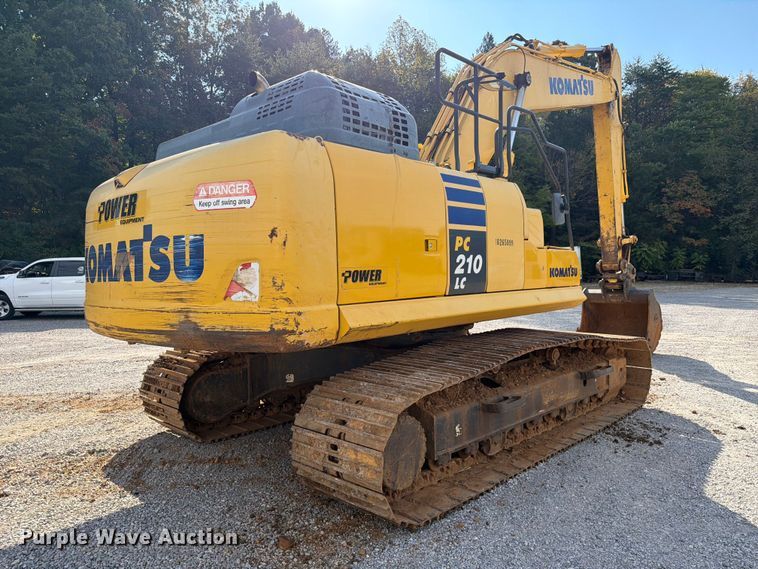 image for item FC3428 2019 Komatsu PC210LC-11 excavator