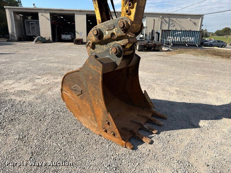 image for item FC3428 2019 Komatsu PC210LC-11 excavator