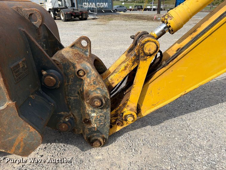 image for item FC3428 2019 Komatsu PC210LC-11 excavator