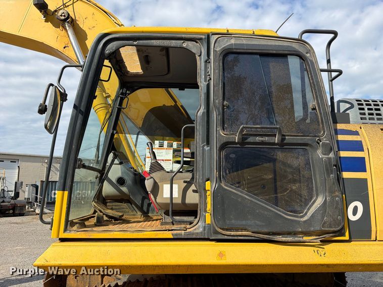 image for item FC3428 2019 Komatsu PC210LC-11 excavator