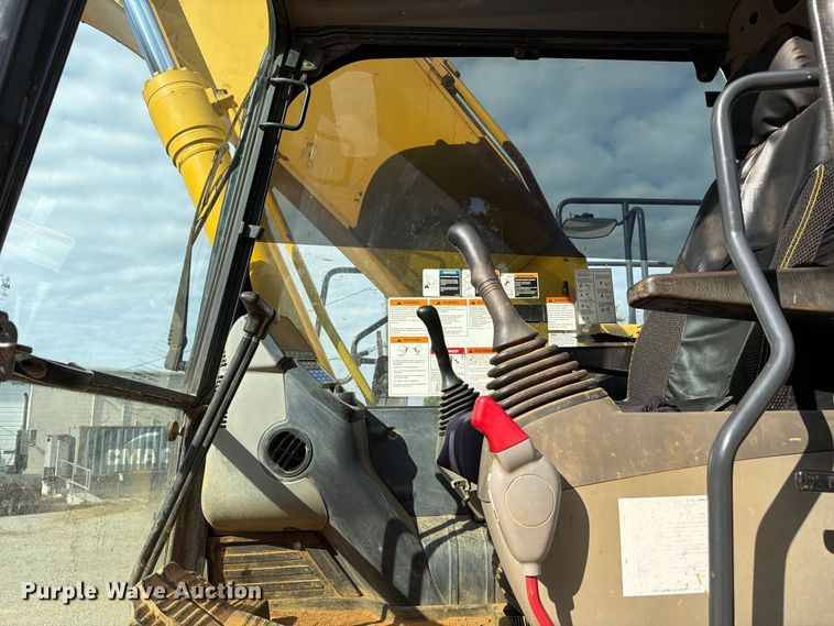 image for item FC3428 2019 Komatsu PC210LC-11 excavator