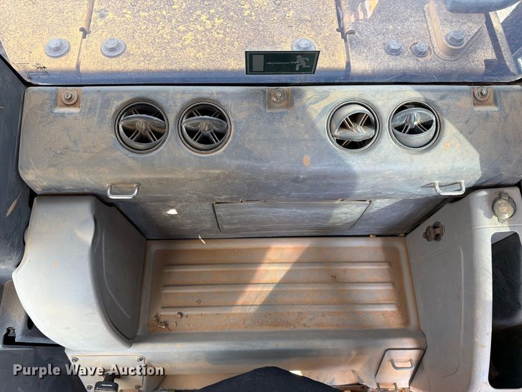 image for item FC3428 2019 Komatsu PC210LC-11 excavator