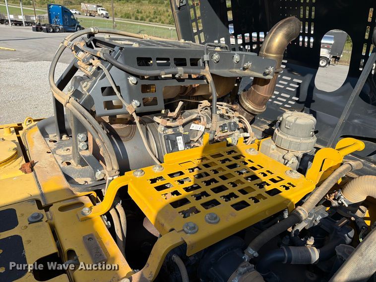 image for item FC3428 2019 Komatsu PC210LC-11 excavator
