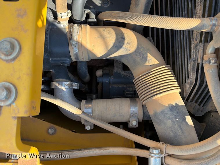 image for item FC3428 2019 Komatsu PC210LC-11 excavator