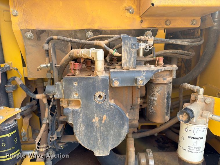image for item FC3428 2019 Komatsu PC210LC-11 excavator