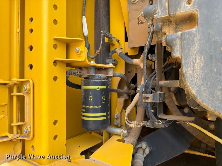 image for item FC3428 2019 Komatsu PC210LC-11 excavator