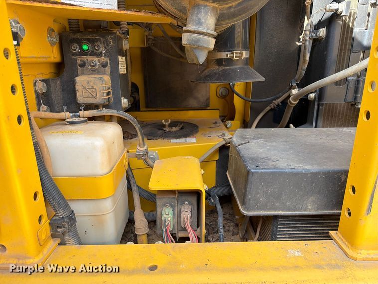 image for item FC3428 2019 Komatsu PC210LC-11 excavator
