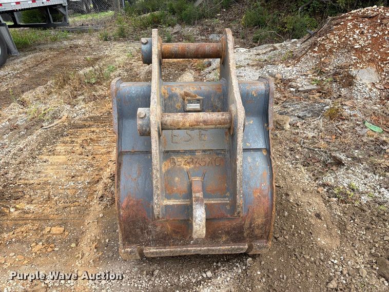 image for item FC3428 2019 Komatsu PC210LC-11 excavator