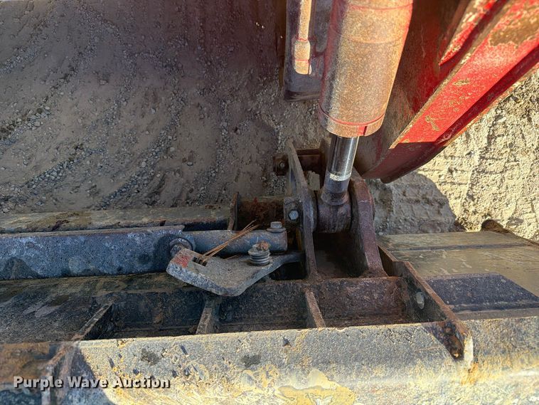 image for item FC3429 2019 Takeuchi TL8 tracked skid steer loader