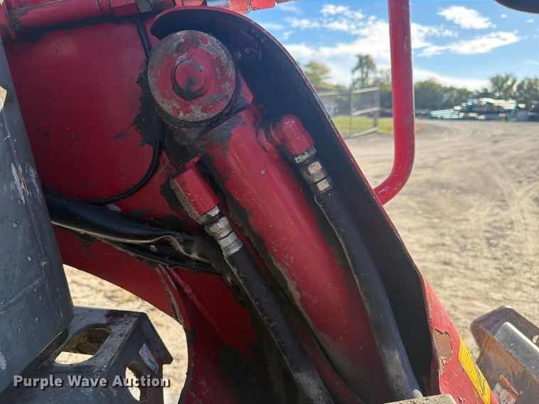 image for item FC3429 2019 Takeuchi TL8 tracked skid steer loader
