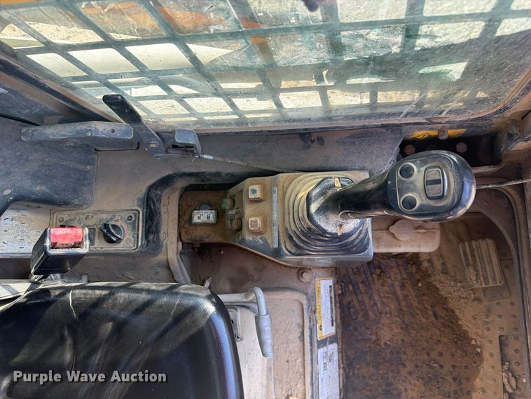 image for item FC3429 2019 Takeuchi TL8 tracked skid steer loader