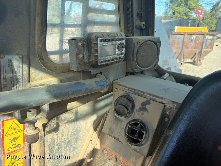 image for item FC3429 2019 Takeuchi TL8 tracked skid steer loader