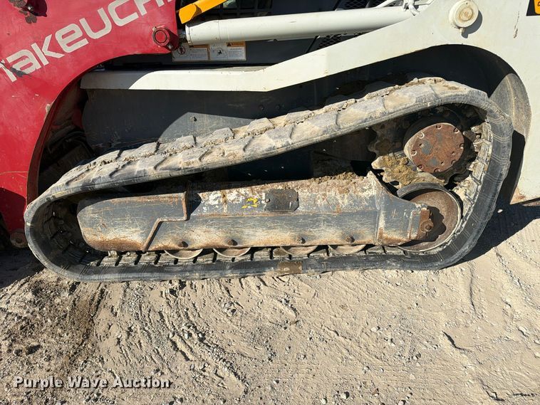 image for item FC3429 2019 Takeuchi TL8 tracked skid steer loader