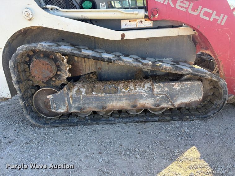 image for item FC3429 2019 Takeuchi TL8 tracked skid steer loader