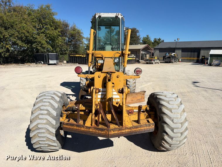 image for item FC3431 1995 Fiat-Allis FG65C motor grader