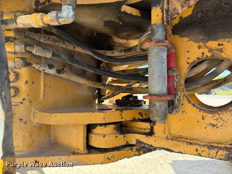 image for item FC3431 1995 Fiat-Allis FG65C motor grader