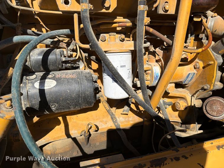 image for item FC3431 1995 Fiat-Allis FG65C motor grader