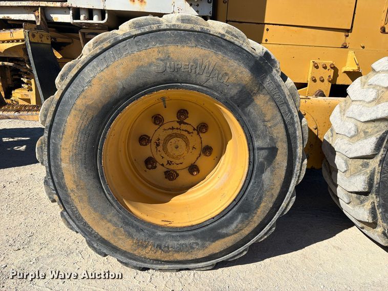 image for item FC3431 1995 Fiat-Allis FG65C motor grader
