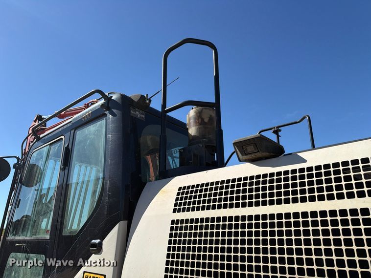 image for item FC3432 2015 Link-Belt 160X4 excavator