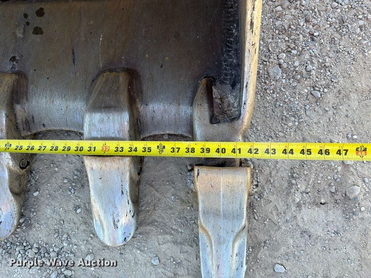 image for item FC3432 2015 Link-Belt 160X4 excavator