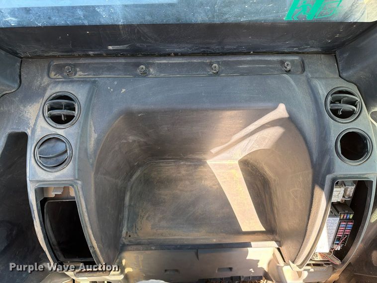 image for item FC3432 2015 Link-Belt 160X4 excavator
