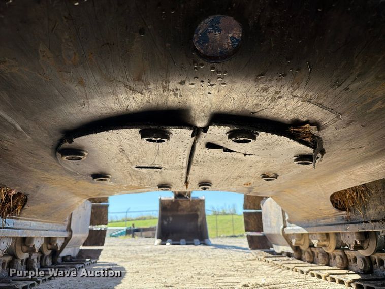 image for item FC3432 2015 Link-Belt 160X4 excavator