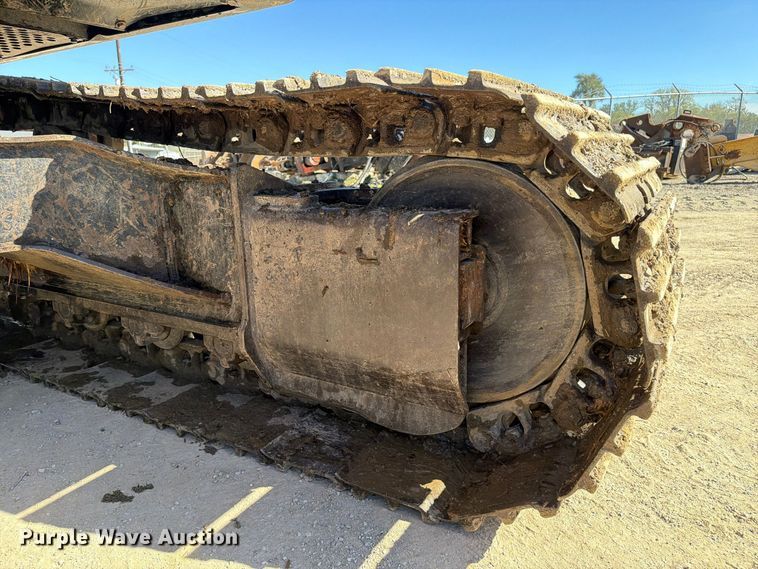 image for item FC3432 2015 Link-Belt 160X4 excavator