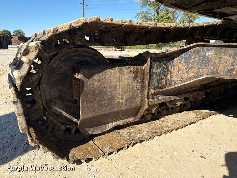 image for item FC3432 2015 Link-Belt 160X4 excavator