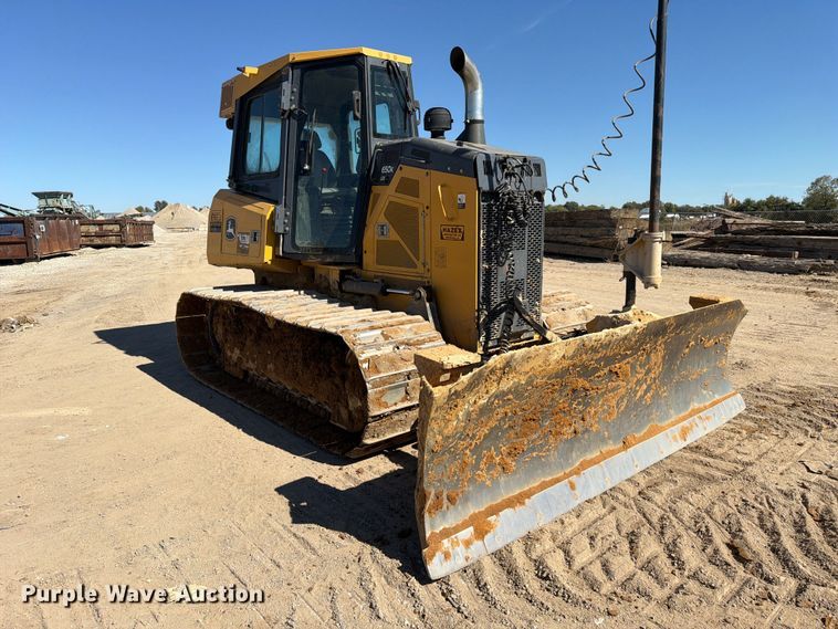 image for item FC3433 John Deere 650K dozer