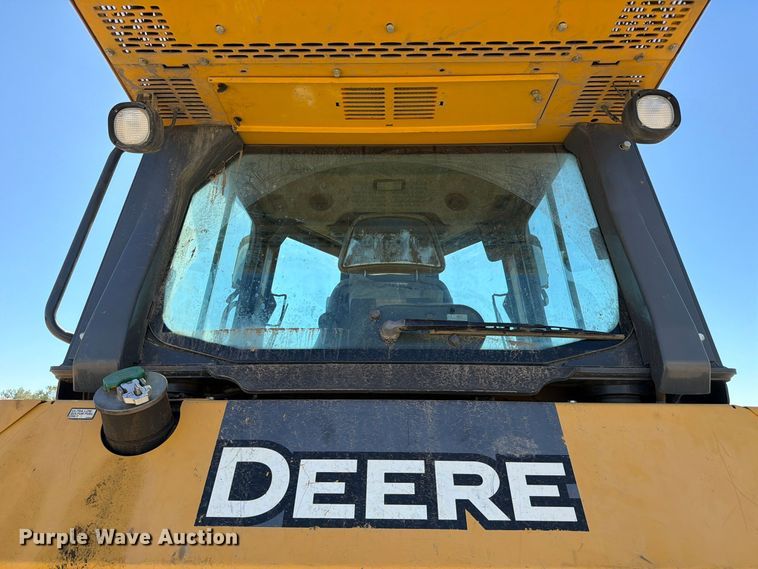 image for item FC3433 John Deere 650K dozer