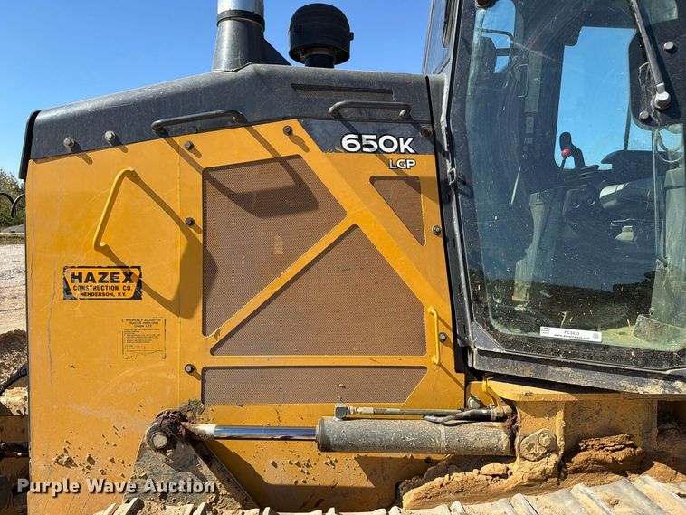 image for item FC3433 John Deere 650K dozer