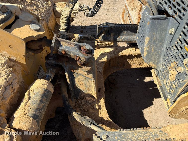 image for item FC3433 John Deere 650K dozer
