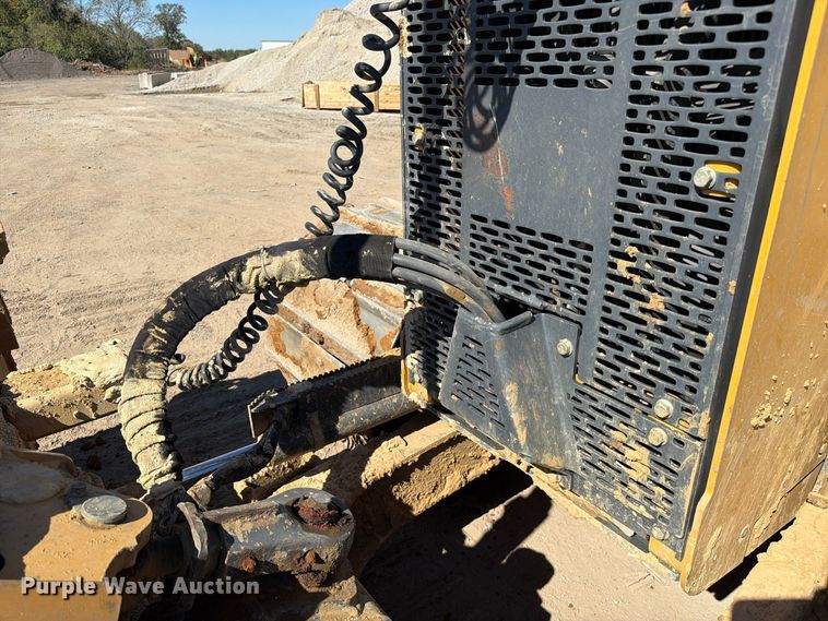 image for item FC3433 John Deere 650K dozer