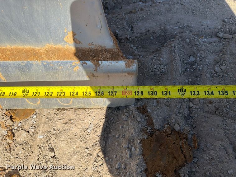 image for item FC3433 John Deere 650K dozer