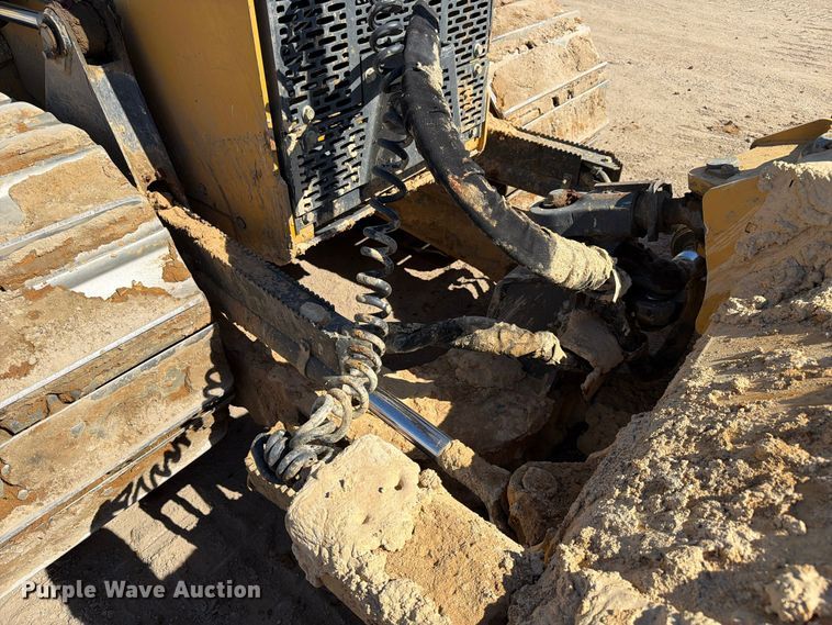 image for item FC3433 John Deere 650K dozer
