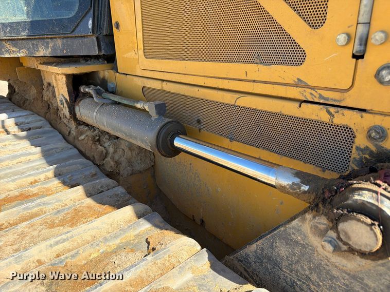 image for item FC3433 John Deere 650K dozer